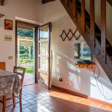 La Valle - By Podere Arundineto Farm stay *