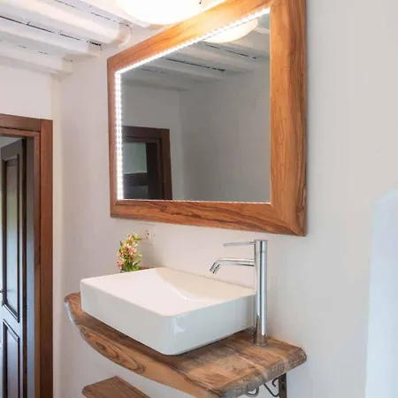 La Valle - By Podere Arundineto Farm stay